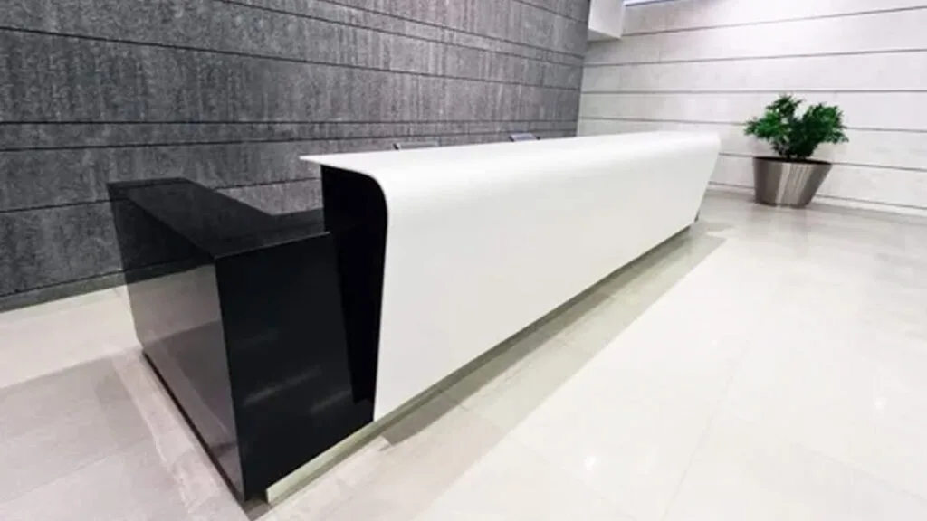 Corian ve akrilik banko karşılaştırması için örnek akrilik banko modeli